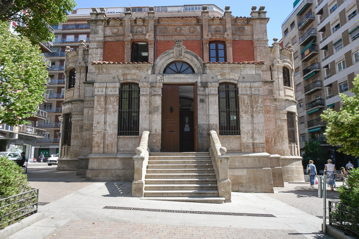 Biblioteca Gabriel y Galán