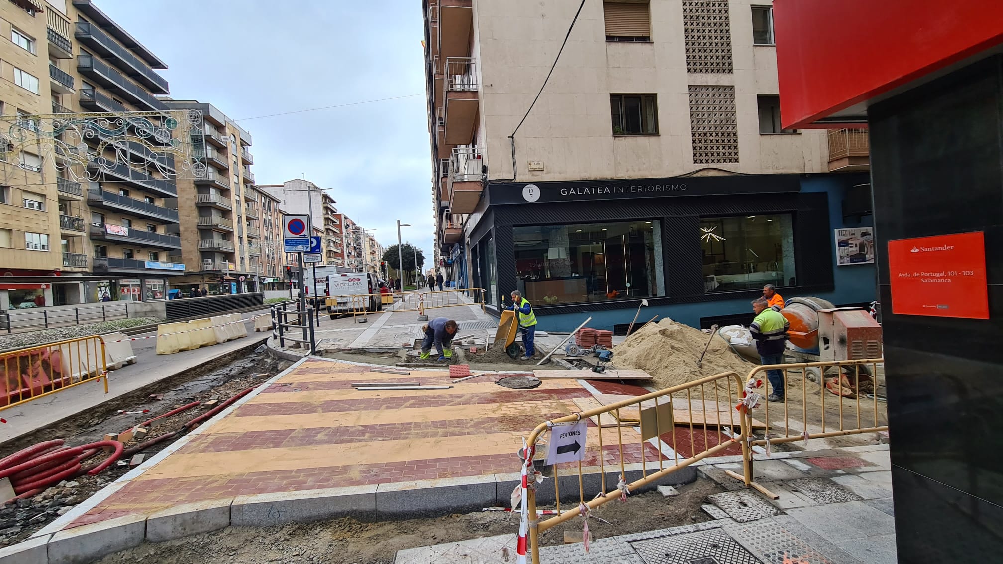 Trabajos de conexion del carril bici entre la calle Alfonso de Castro y la Avenida de Mirat