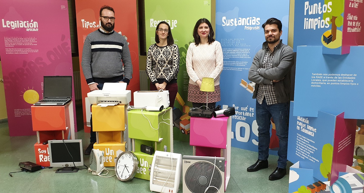 La concejala Miryam Rodriguez en la inauguracion de la muestra