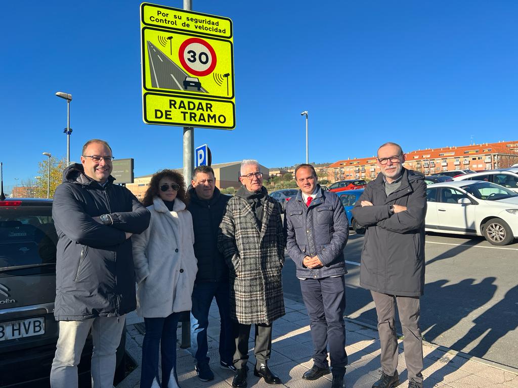 Instalacion de los primeros radares de tramo de la ciudad