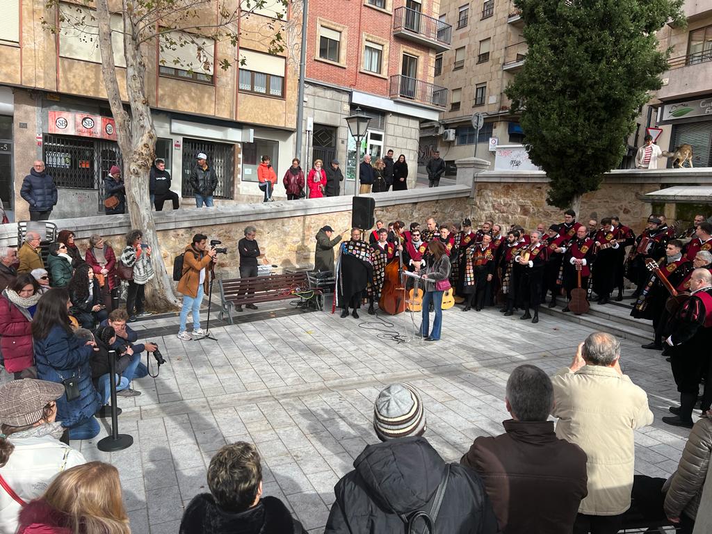 Ofrenda floral a Tomas Breton en el centenario de su muerte