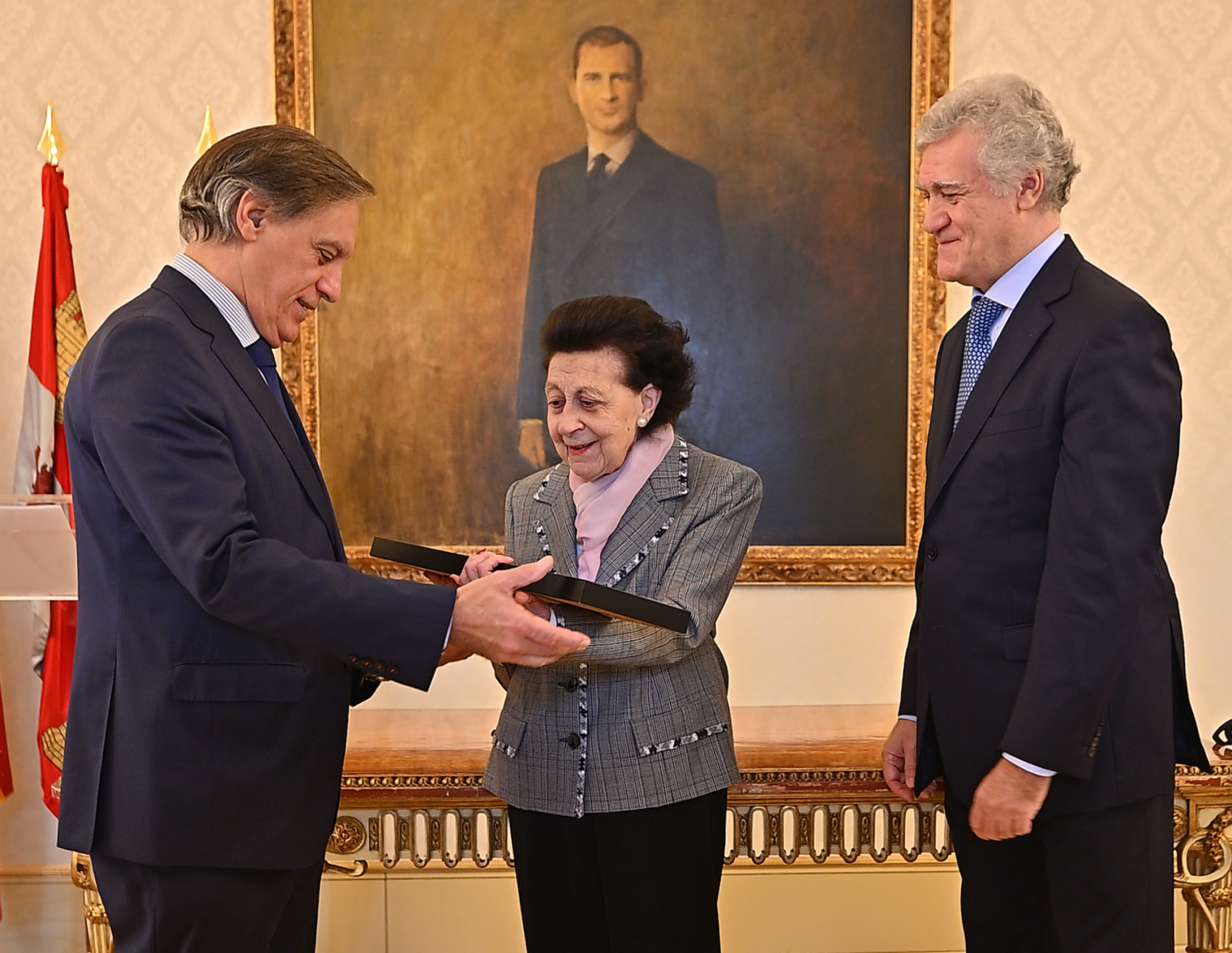 Carlos Garcia Carbayo  Maria Isabel Iglesias y Juan Simoes