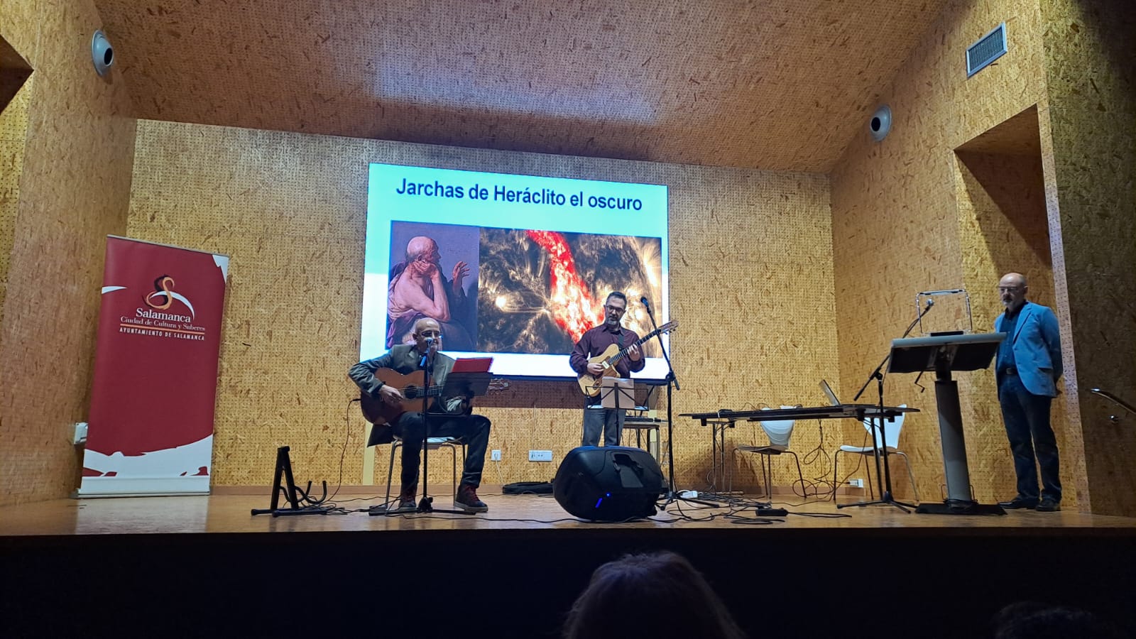 Actividad  Con cierto aire filosofico  organizada por el Ayuntamiento de Salamanca