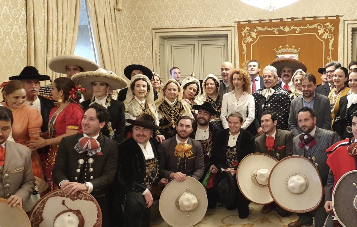 Recepcion a la delegacion de Jalisco en el Ayuntamiento