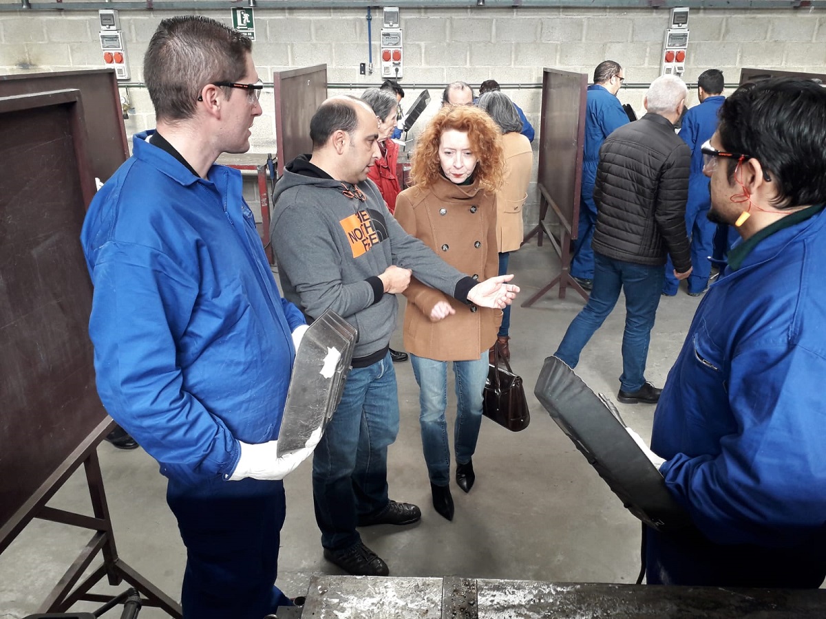 Ana Suarez durante su visita a  La Encina