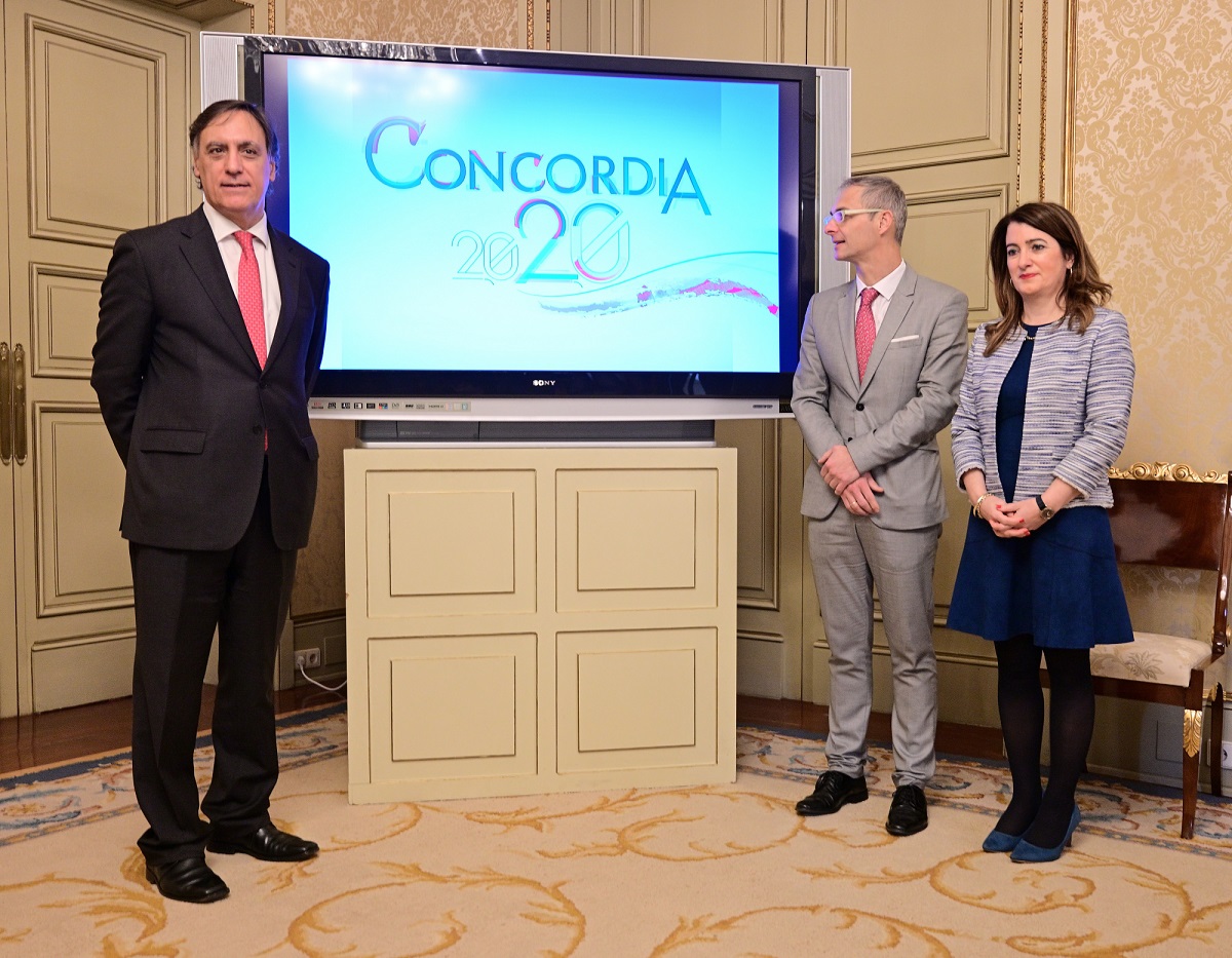 Carlos Garcia Carbayo  Ricardo Rivero y Maria Victoria Bermejo