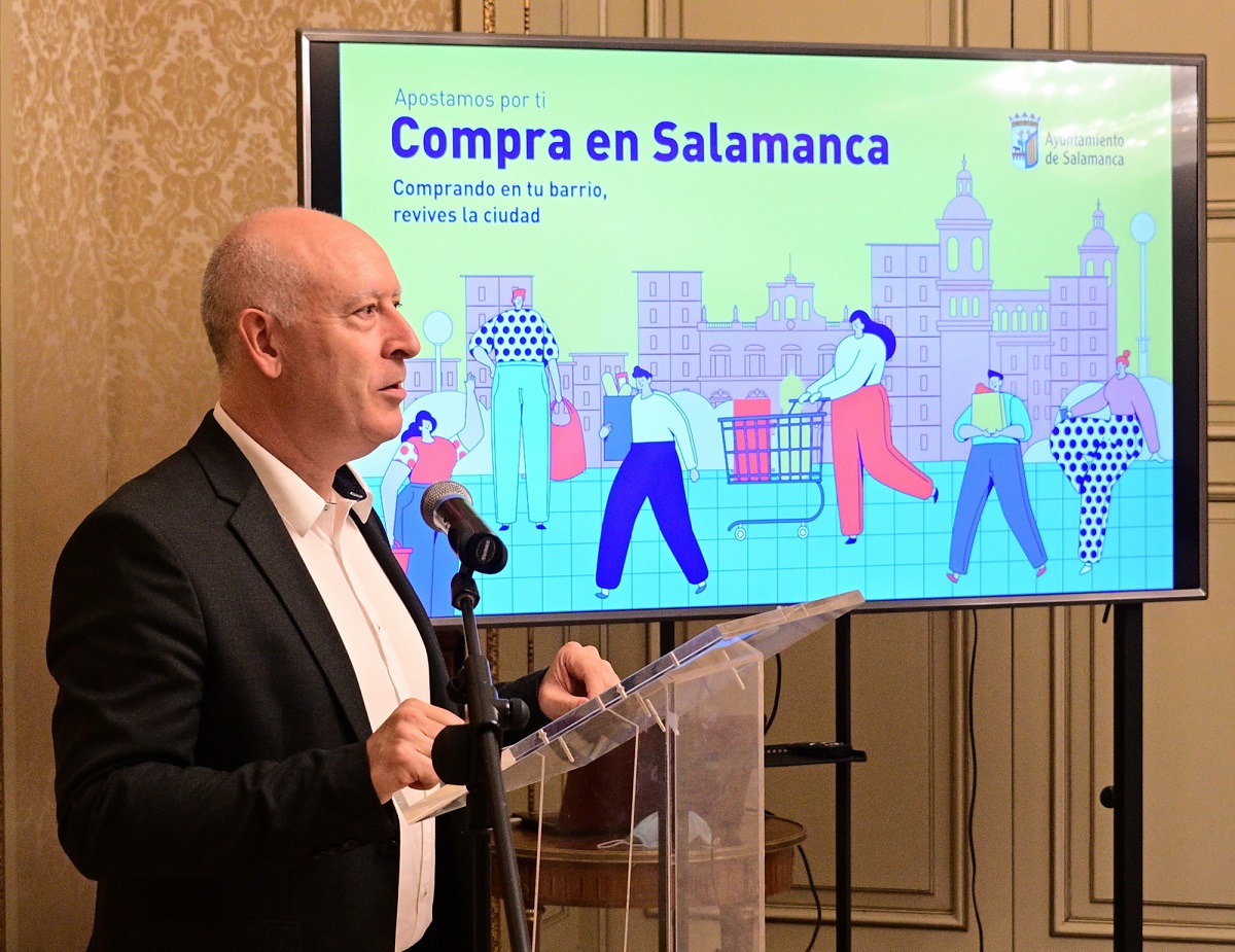 El concejal de Promocion Economica  Juan Jose Sanchez