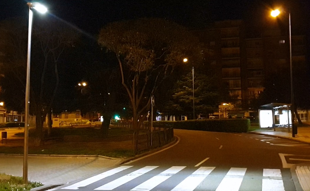 Mejora de la iluminacion en un paso de peatones de la Avenida de Alfonso VI