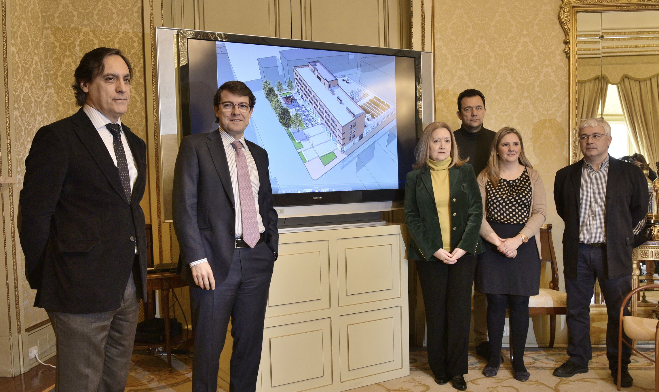 Presentacion del proyecto en el Salon de Recepciones del Ayuntamiento