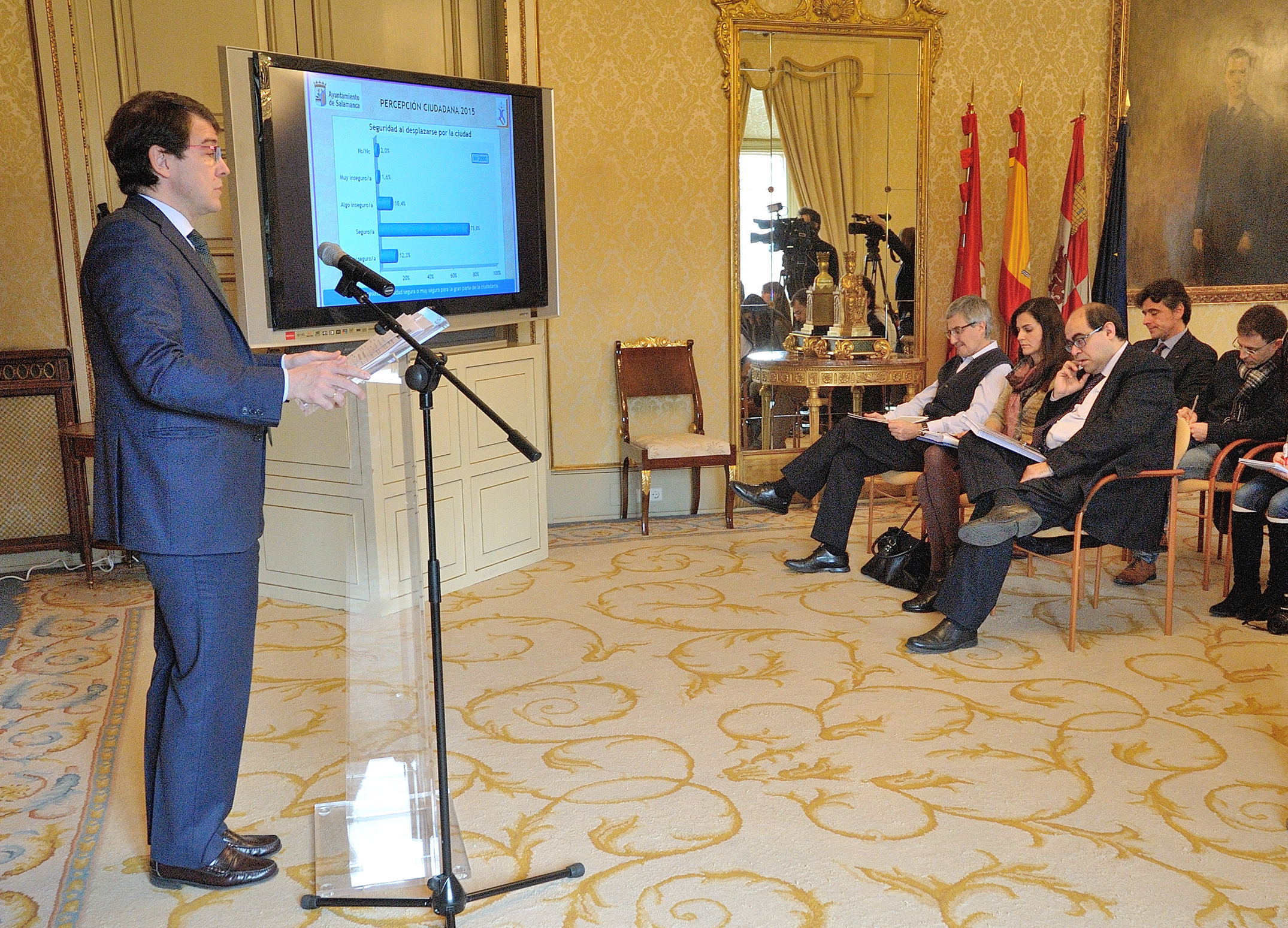 El Alcalde de Salamanca  en rueda de prensa