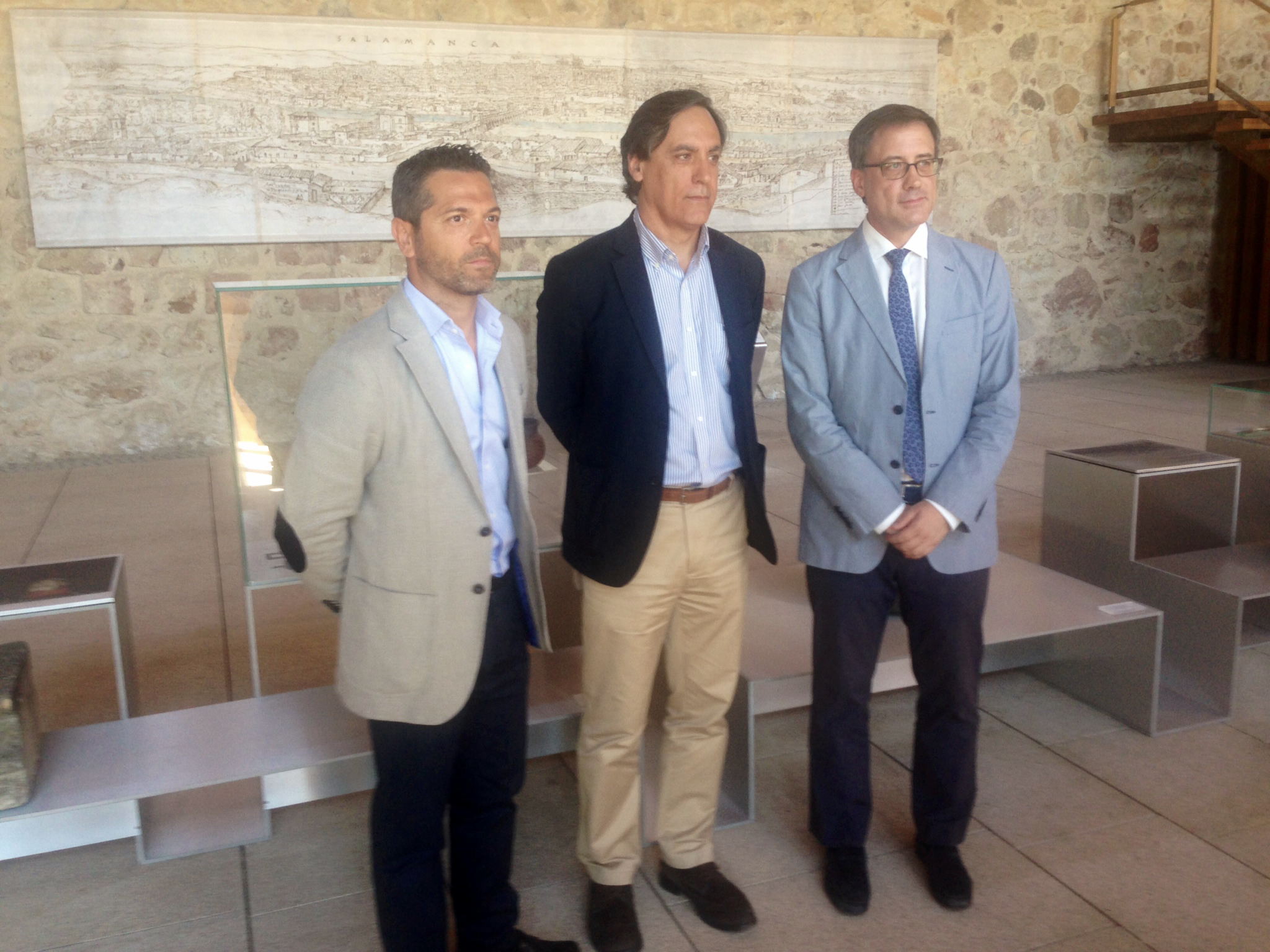 Julio Lopez Revuelta  Carlos Garcia Carbayo y Enrique Saiz Martin