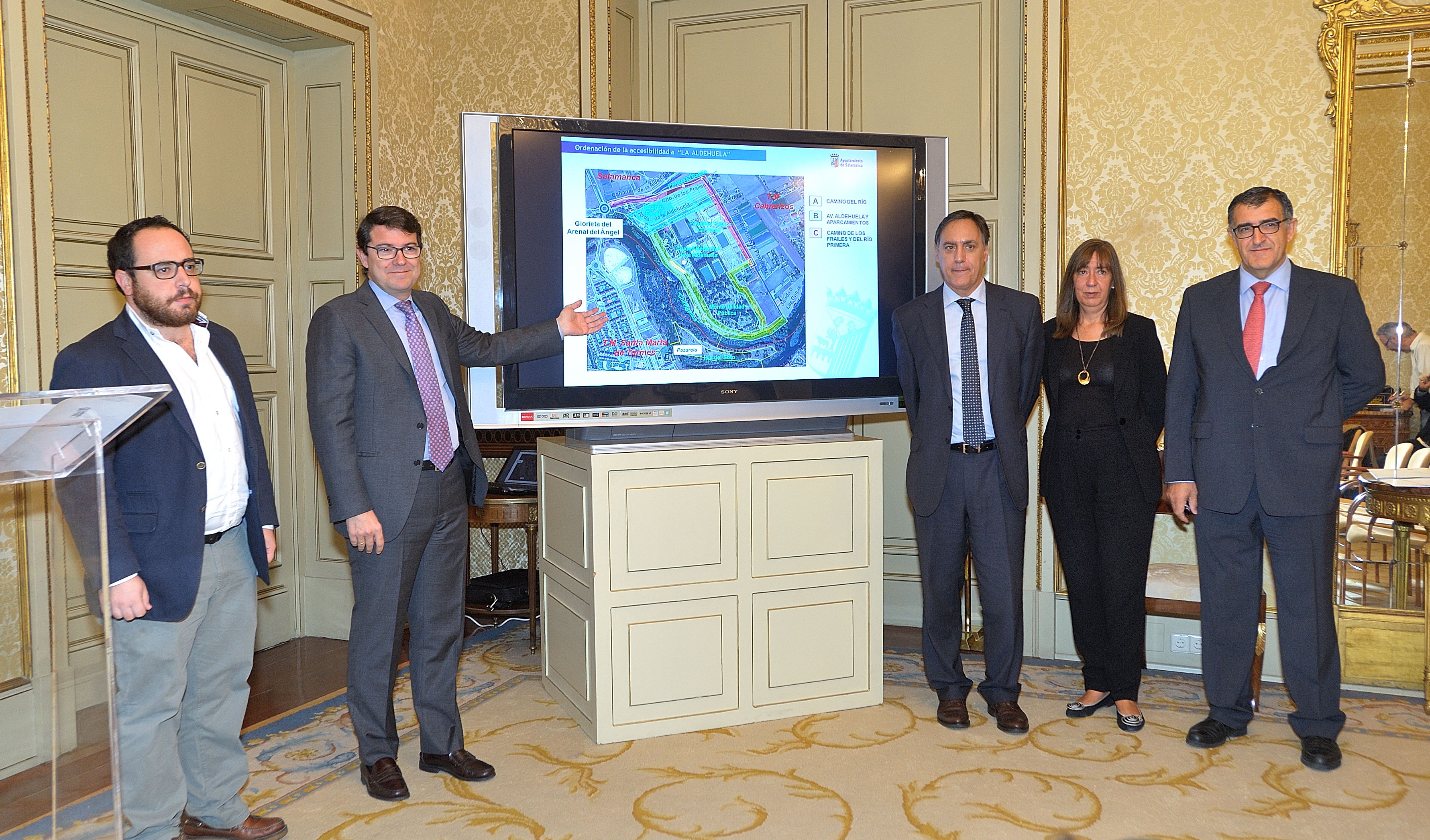 El alcalde de Salamanca presento el proyecto de La Aldehuela