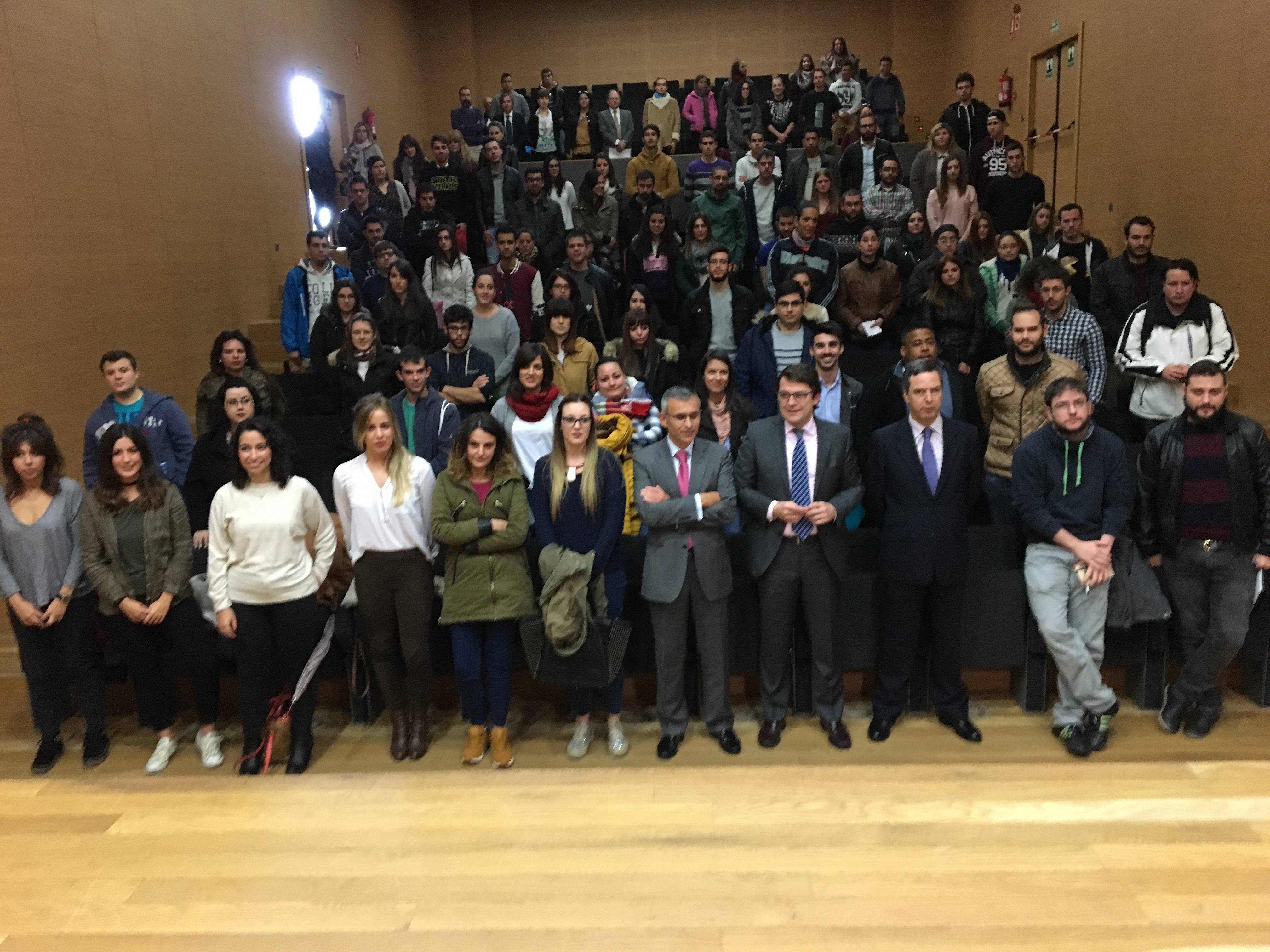 Imagen de los participantes en la primera convocatoria