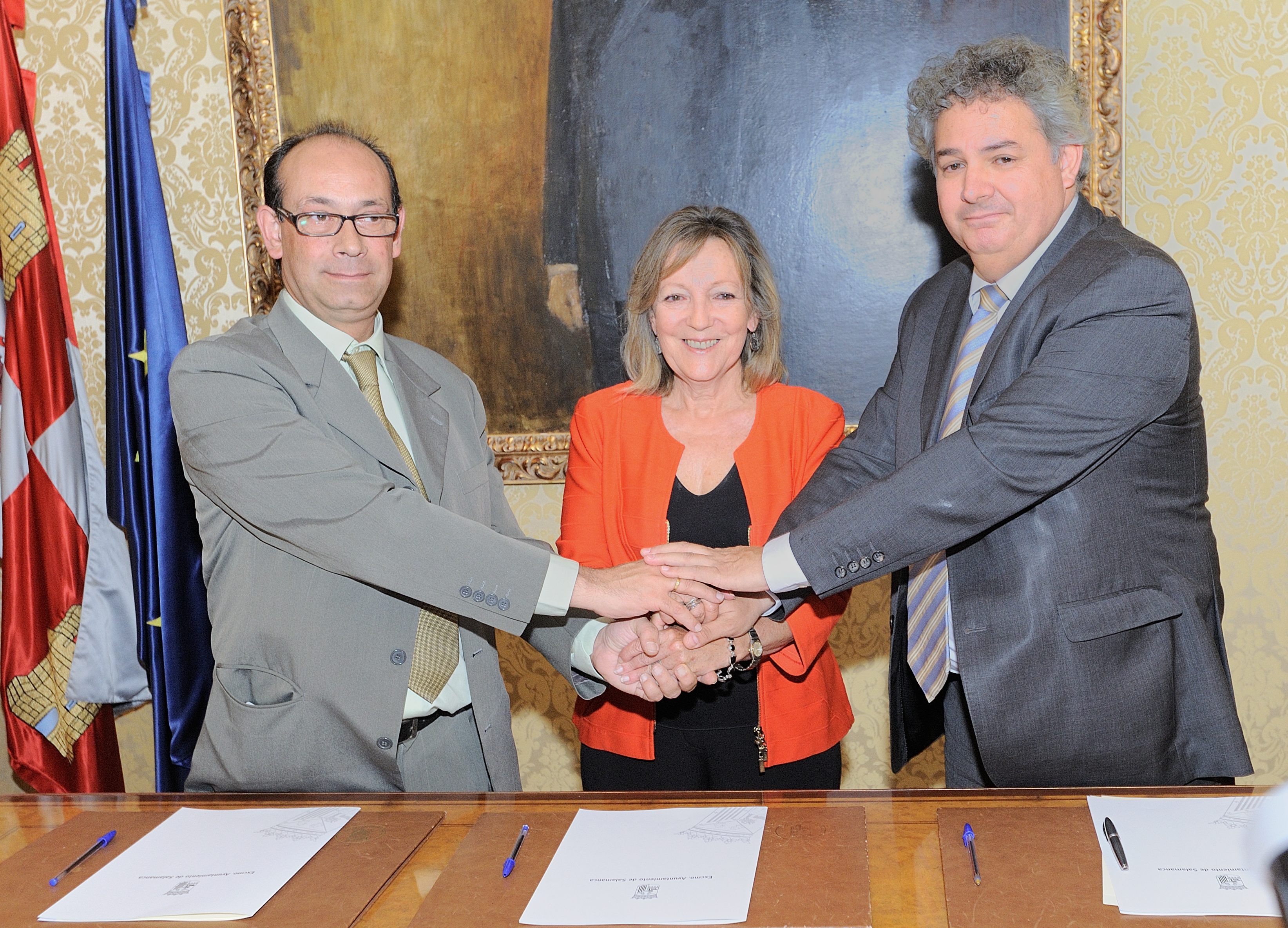 Cristina Klimowitz ha firmado junto a Juan Rollan y Eduardo Iscar