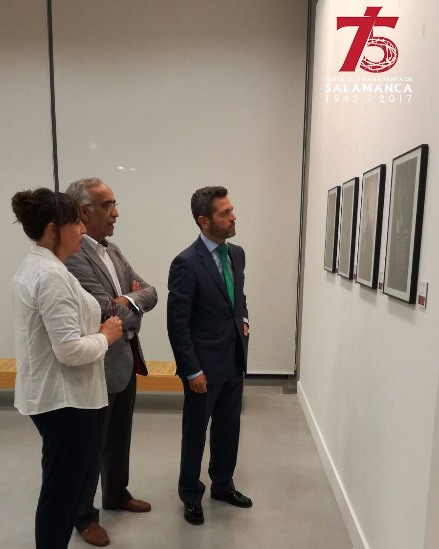 El concejal de Turismo  Julio Lopez Revuelta  asistio a la exposicion