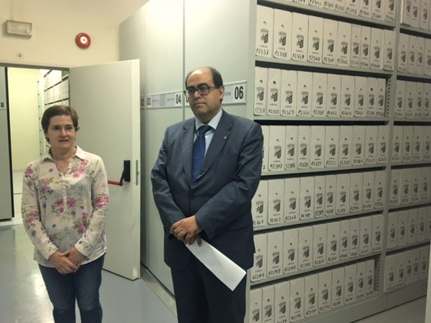 Visita del Concejal de Regimen Interior  Fernando Rodriguez  al Archivo Municipal