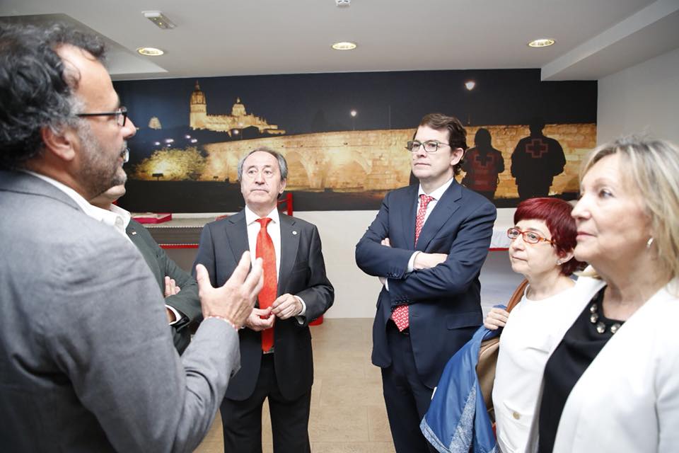 El alcalde ha aprovechado esta visita para hacer un reconocimiento a los voluntarios
