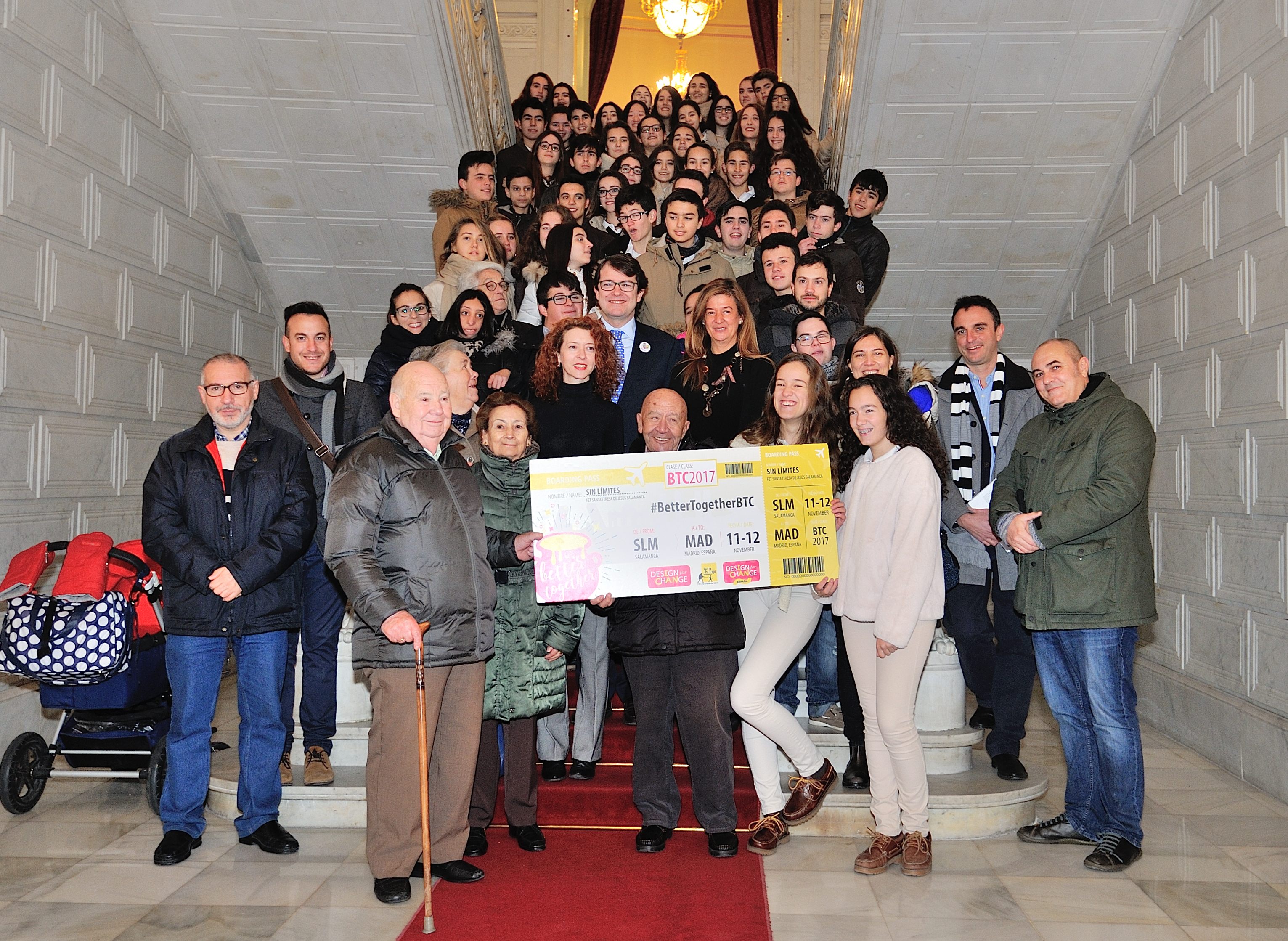Recepcion en el Ayuntamiento al Colegio Santa Teresa de Jesus