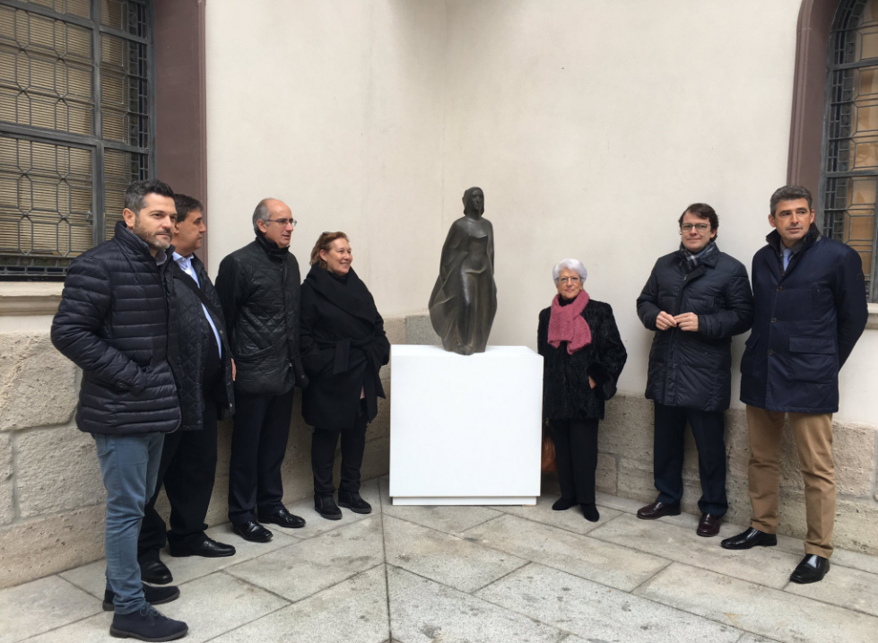 La Diputacion de Salamanca y el Ayuntamiento presentan una exposicion del escultor Agustin Casillas