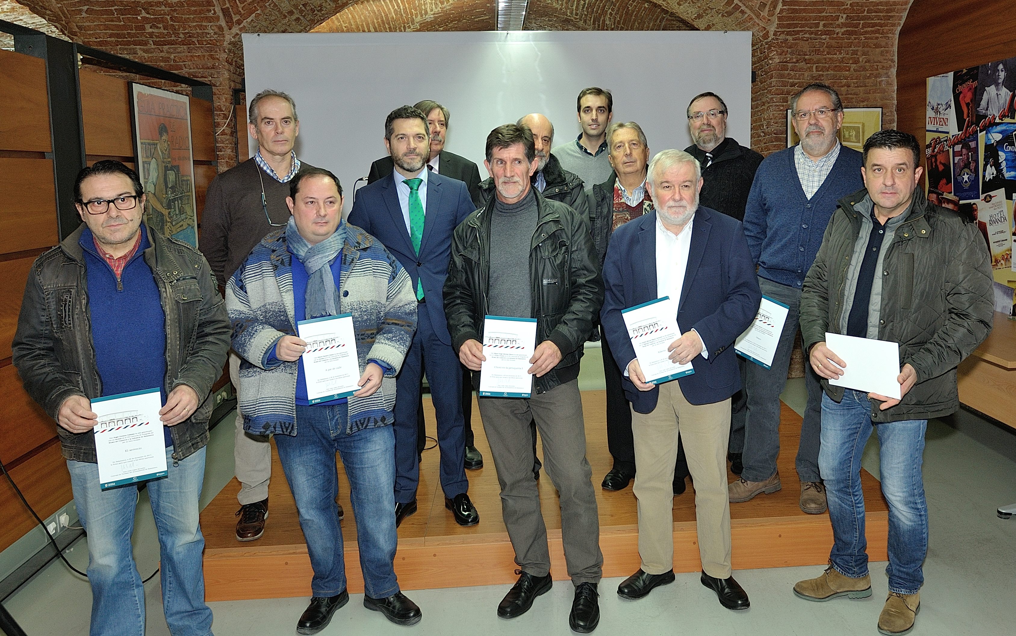 El Museo del Comercio acoge  Peluquerias. Exposicion de fotografia. viii concurso fotografico