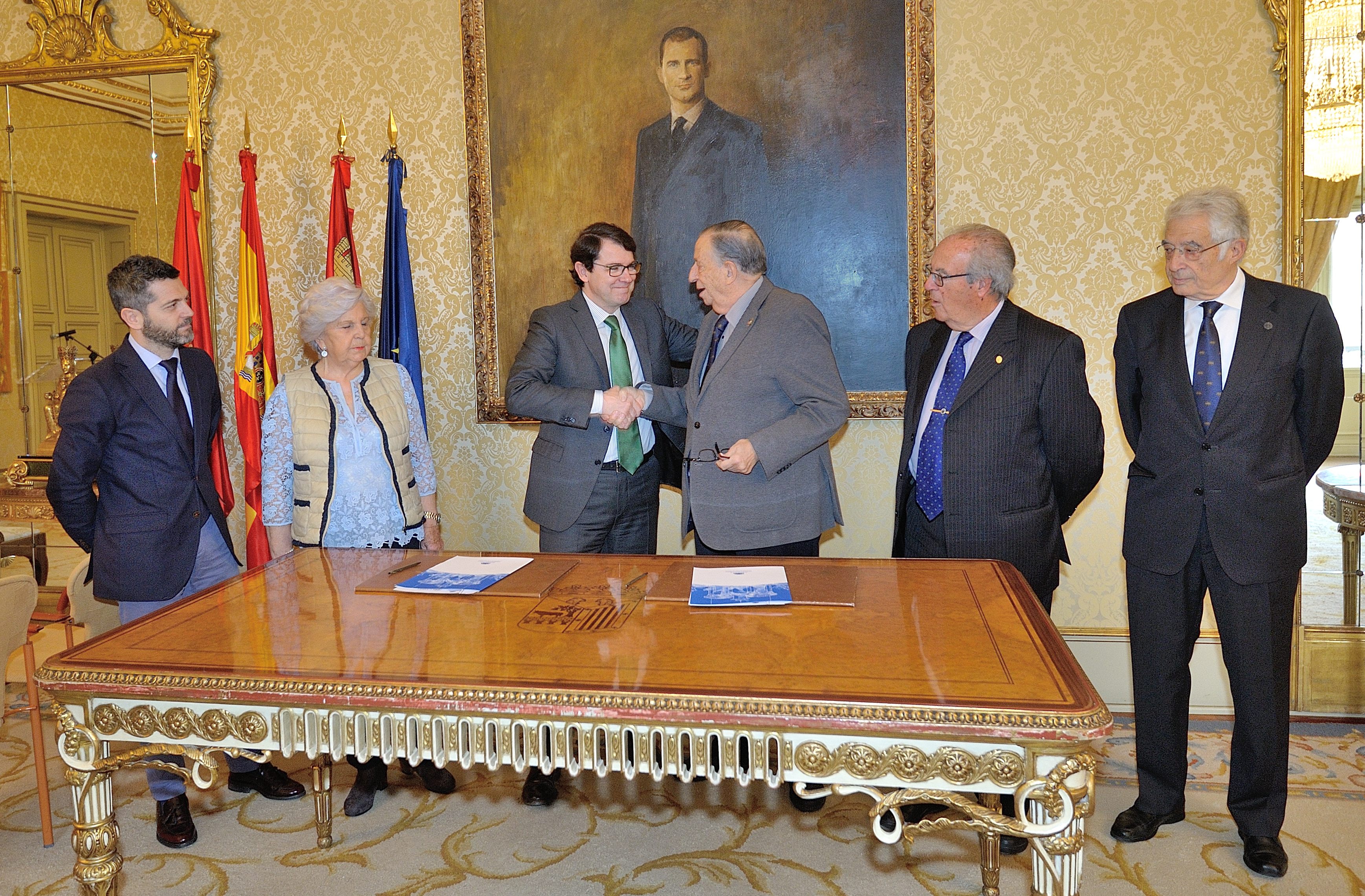 El alcalde de Salamanca y el presidente del Casino de Salamanca