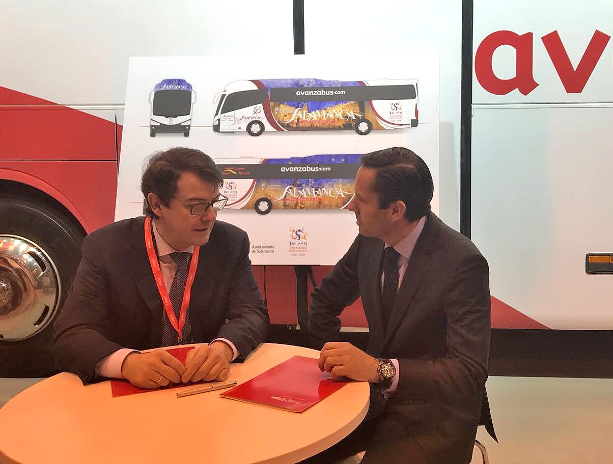 El Ayuntamiento y AVANZA han firmado hoy un convenio en FITUR