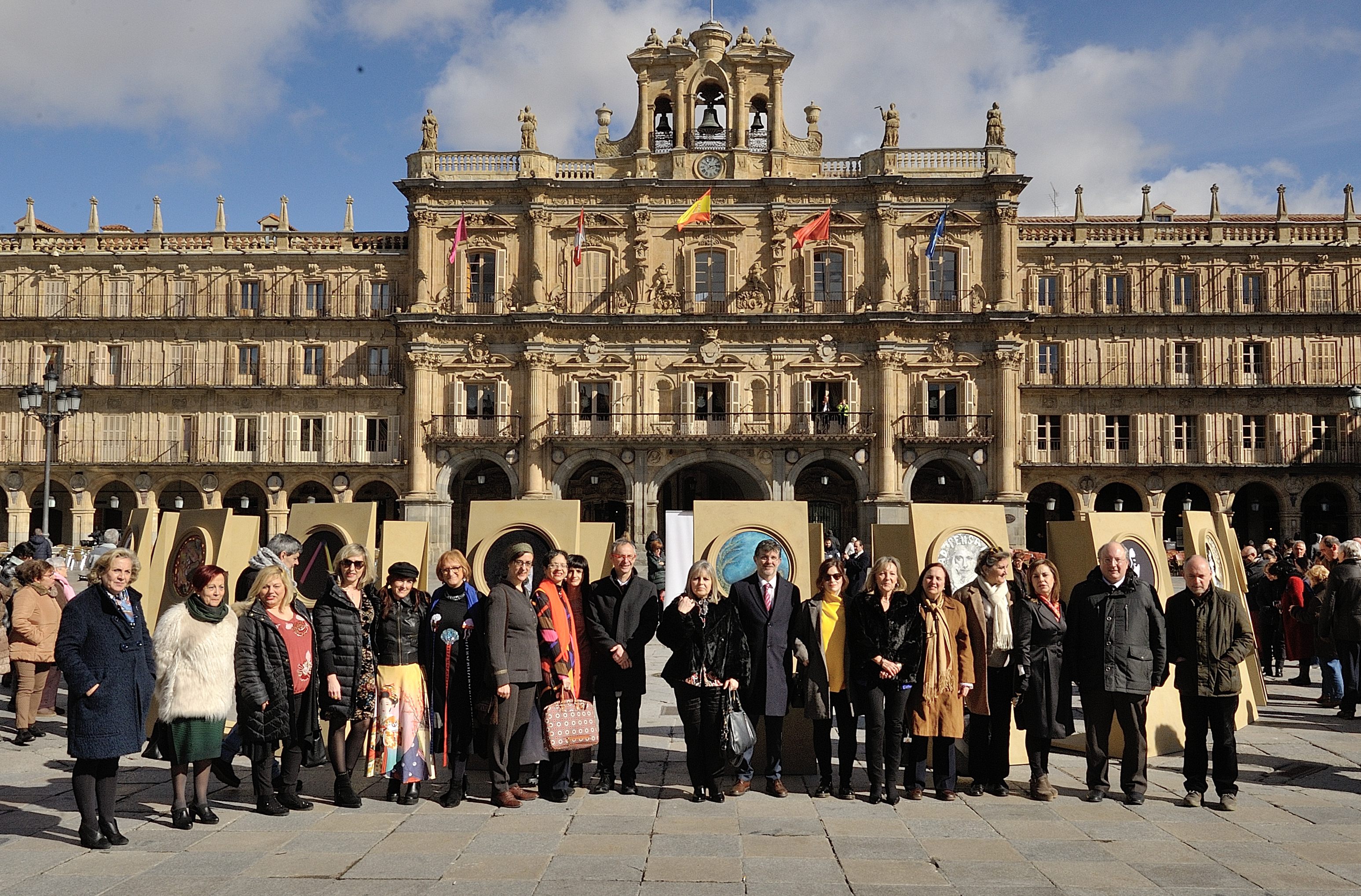 Presentacion de la exposicion en la Plaza Mayor de Salamanca