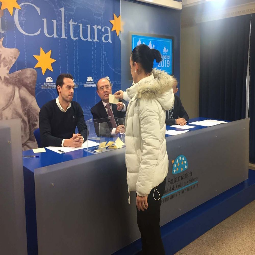 Instante de la celebracion del sorteo