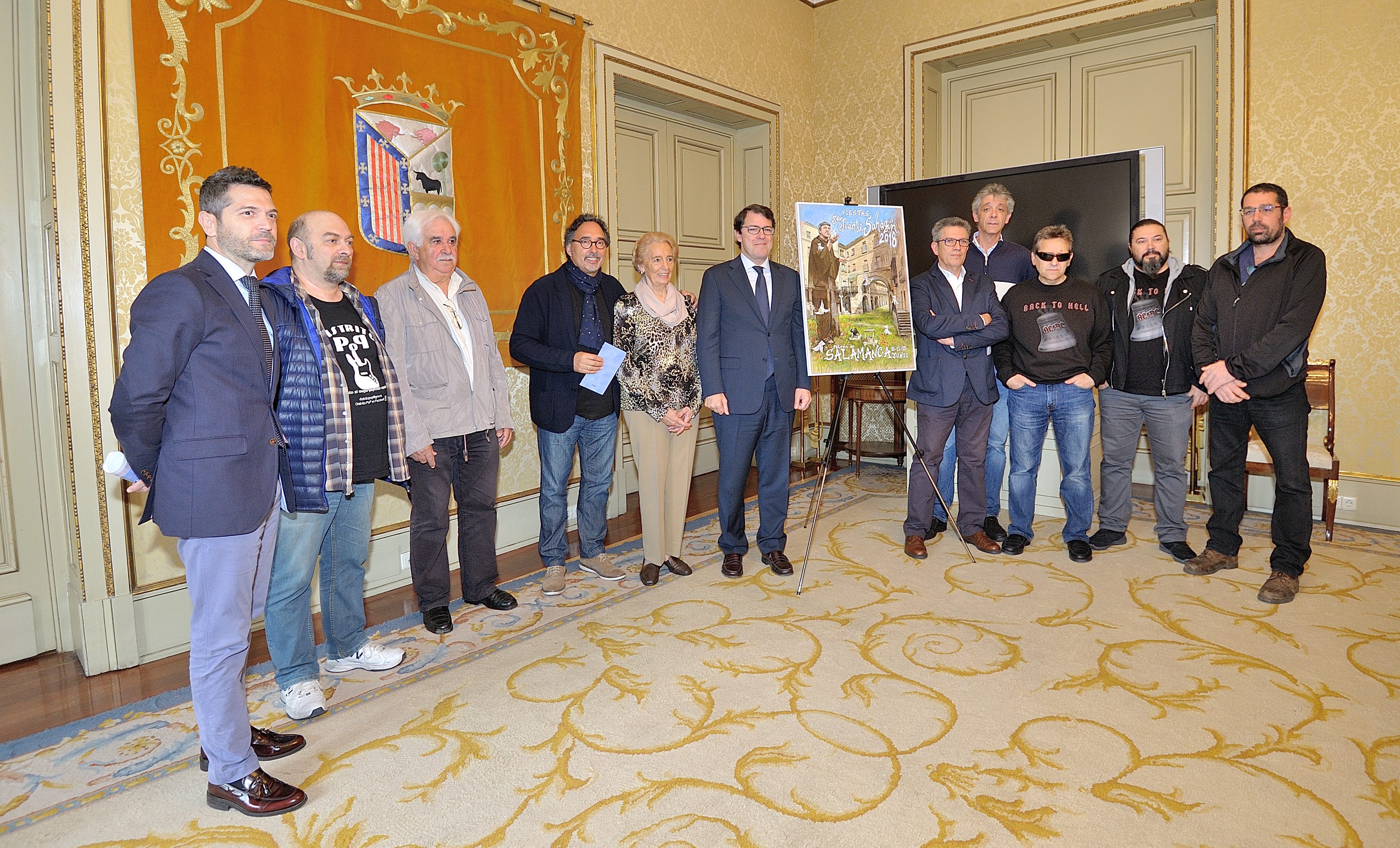 El cartel anunciador ha sido realizado por el artista Antonio Varas