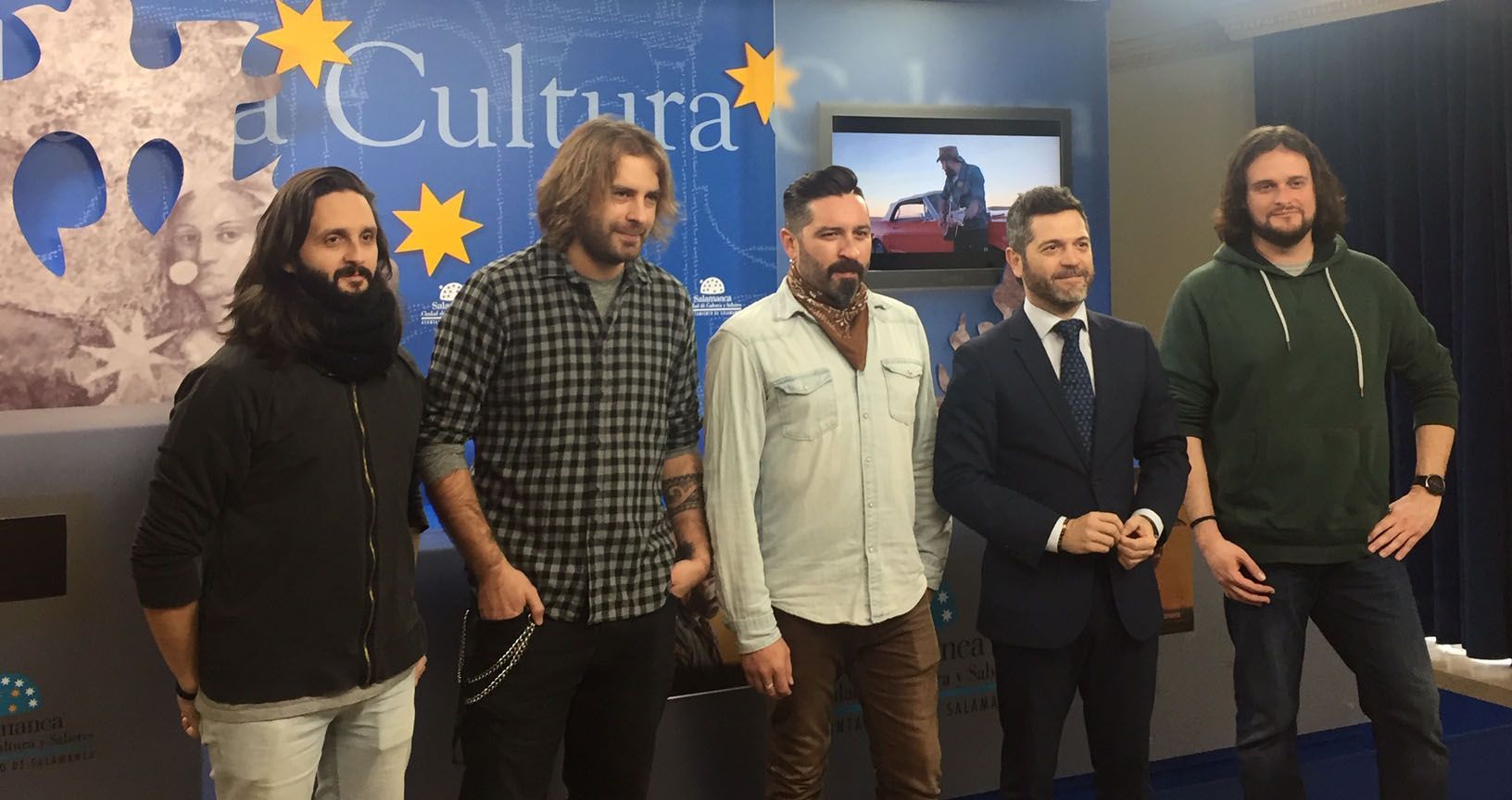 El musico y compositor salmantino Alex Carbayo actua manana en el Teatro Liceo