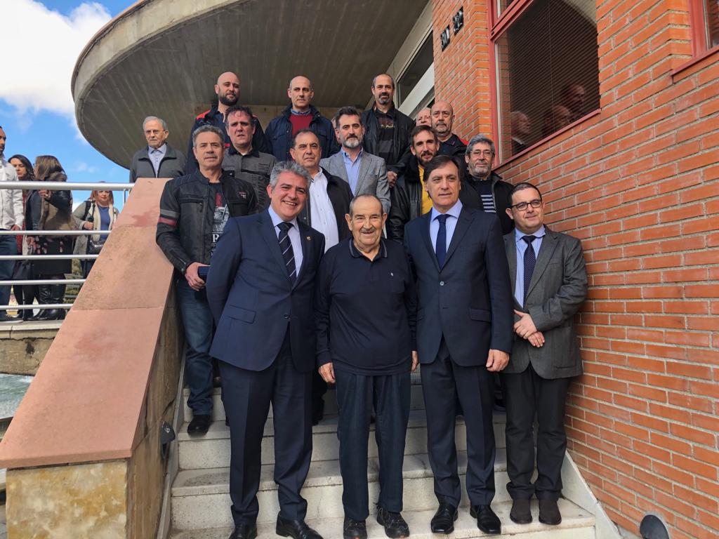 El alcalde de Salamanca  en el homenaje a la labor de los bomberos