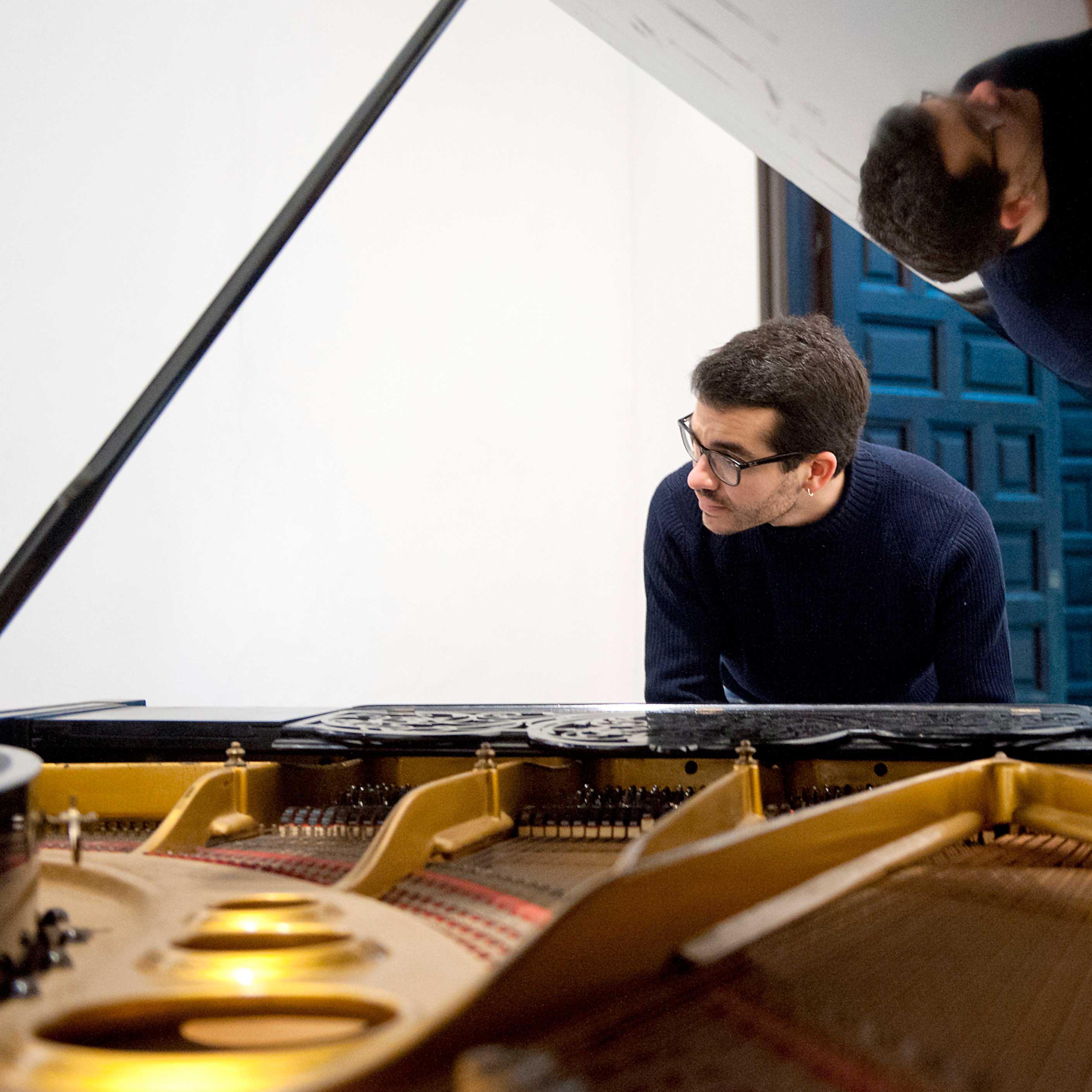 El pianista Juan Perez Floristan  en concierto