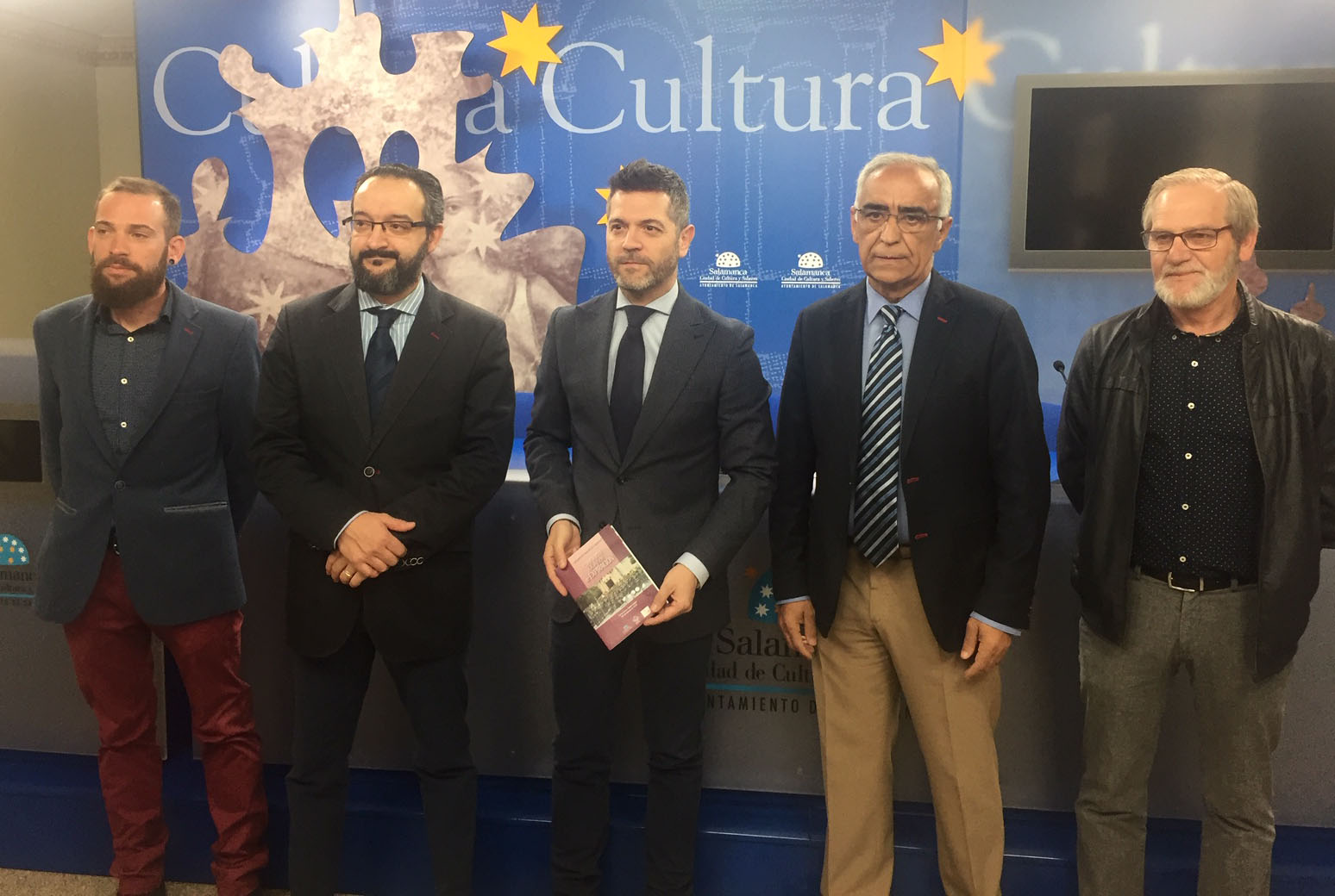 Un momento de la presentacion del concierto de la Agrupacion Musical La Experiencia