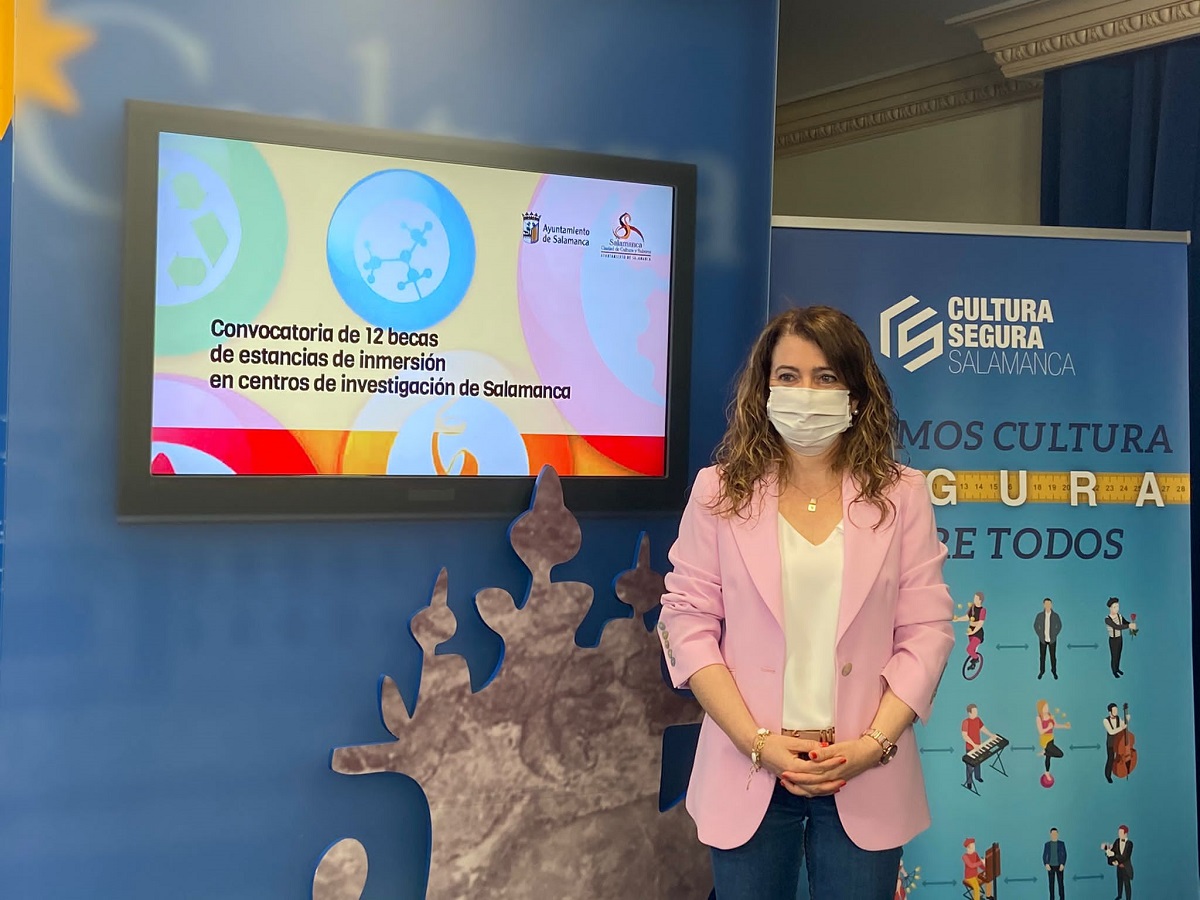 La concejala de Educacion  Maria Victoria Bermejo