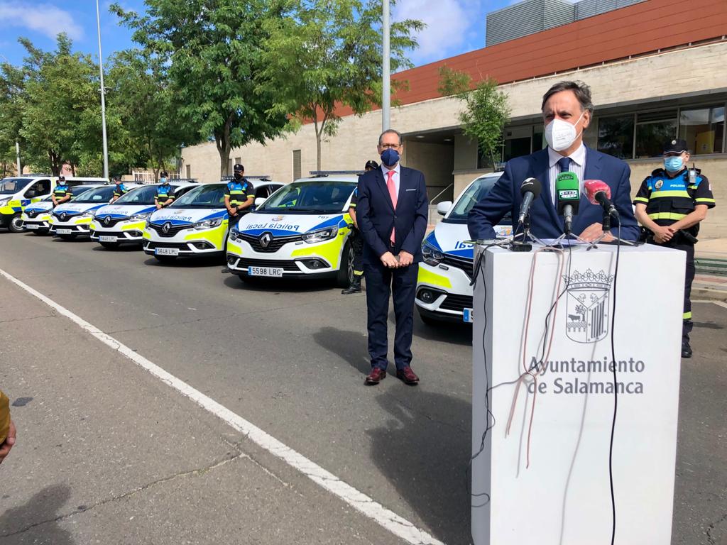 Presentacion de los nuevos vehiculos de la Policia Local