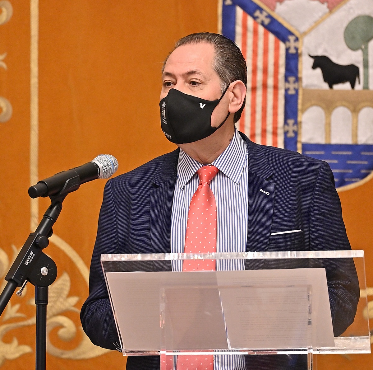 El concejal de Trafico  Fernando Carabias  en la presentacion de la ordenanza de VMP