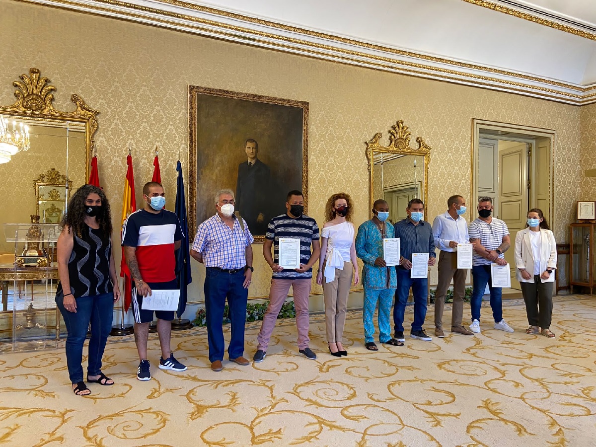 La concejala de Familia e Igualdad de Oportunidades  Ana Suarez  en la entrega de diplomas