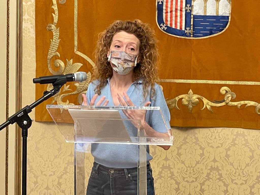 La responsable de la Oficina de Bienestar Animal  Ana Suarez