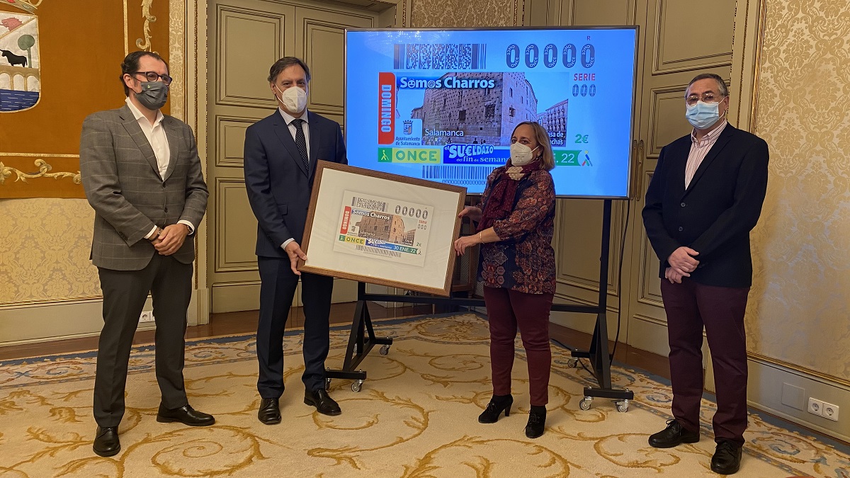 Presentacion del nuevo cupon de la ONCE en el Ayuntamiento