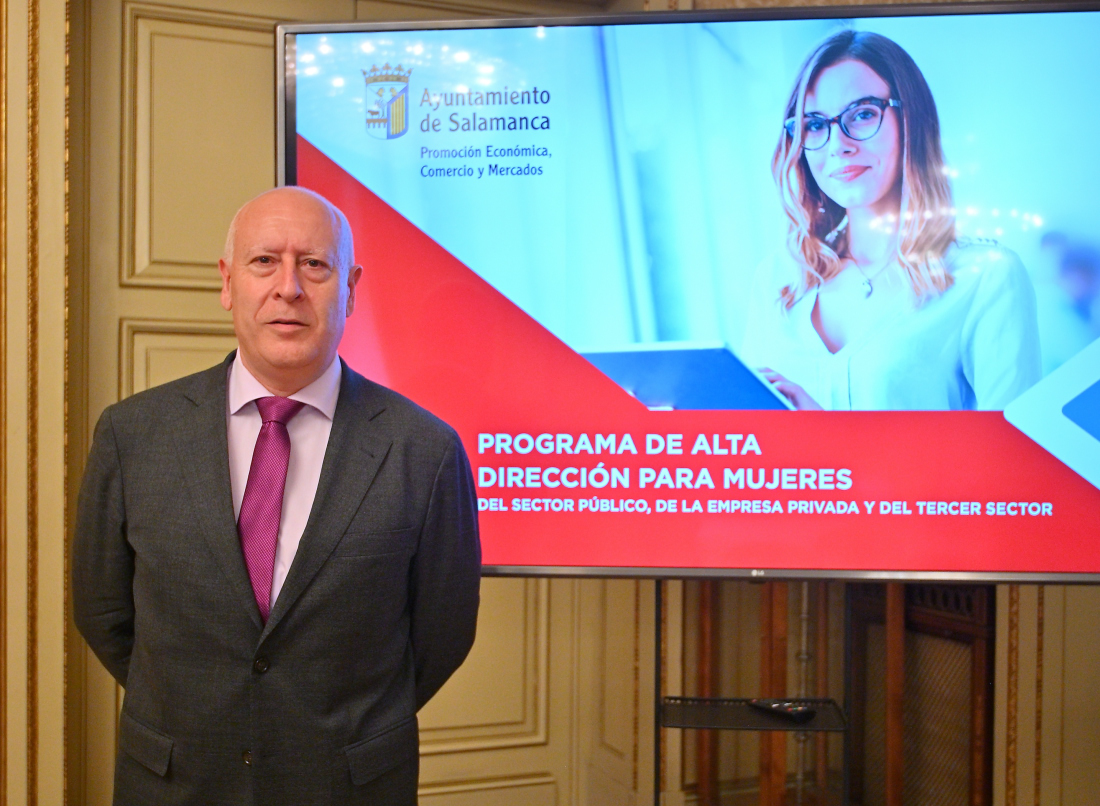 El concejal de Promocion Economica  Juan Jose Sanchez