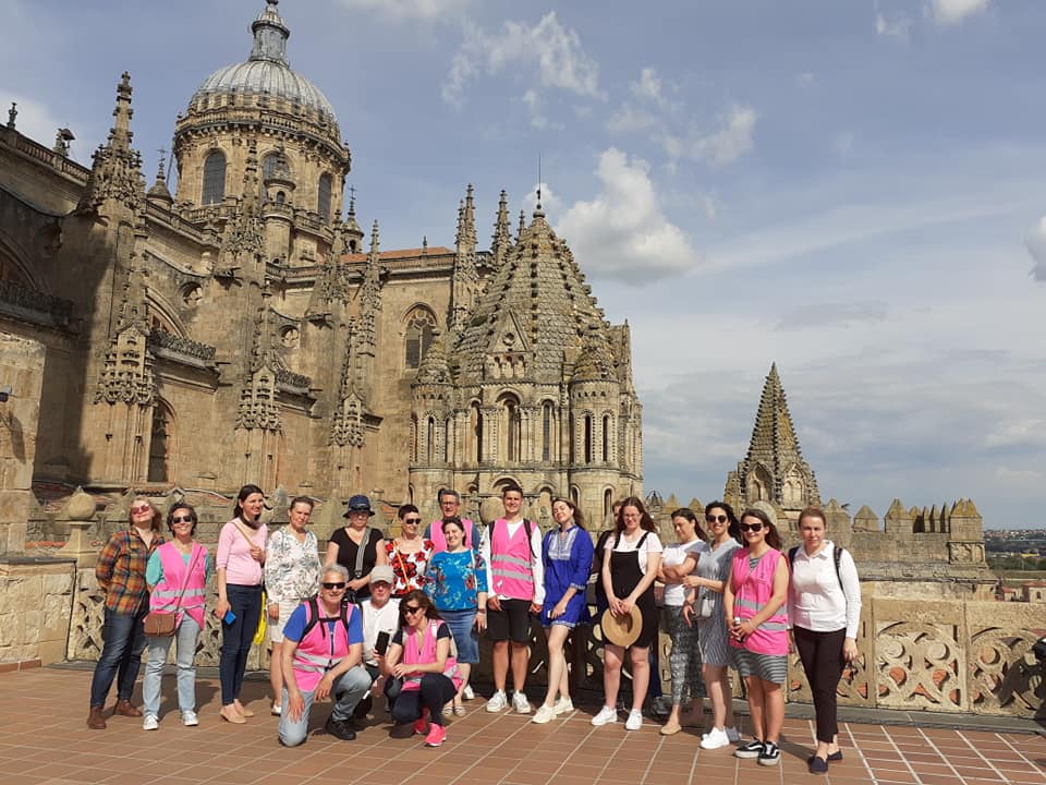 Personas alojadas en el albergue municipal Lazarillo de Tormes visitan Ieronimus
