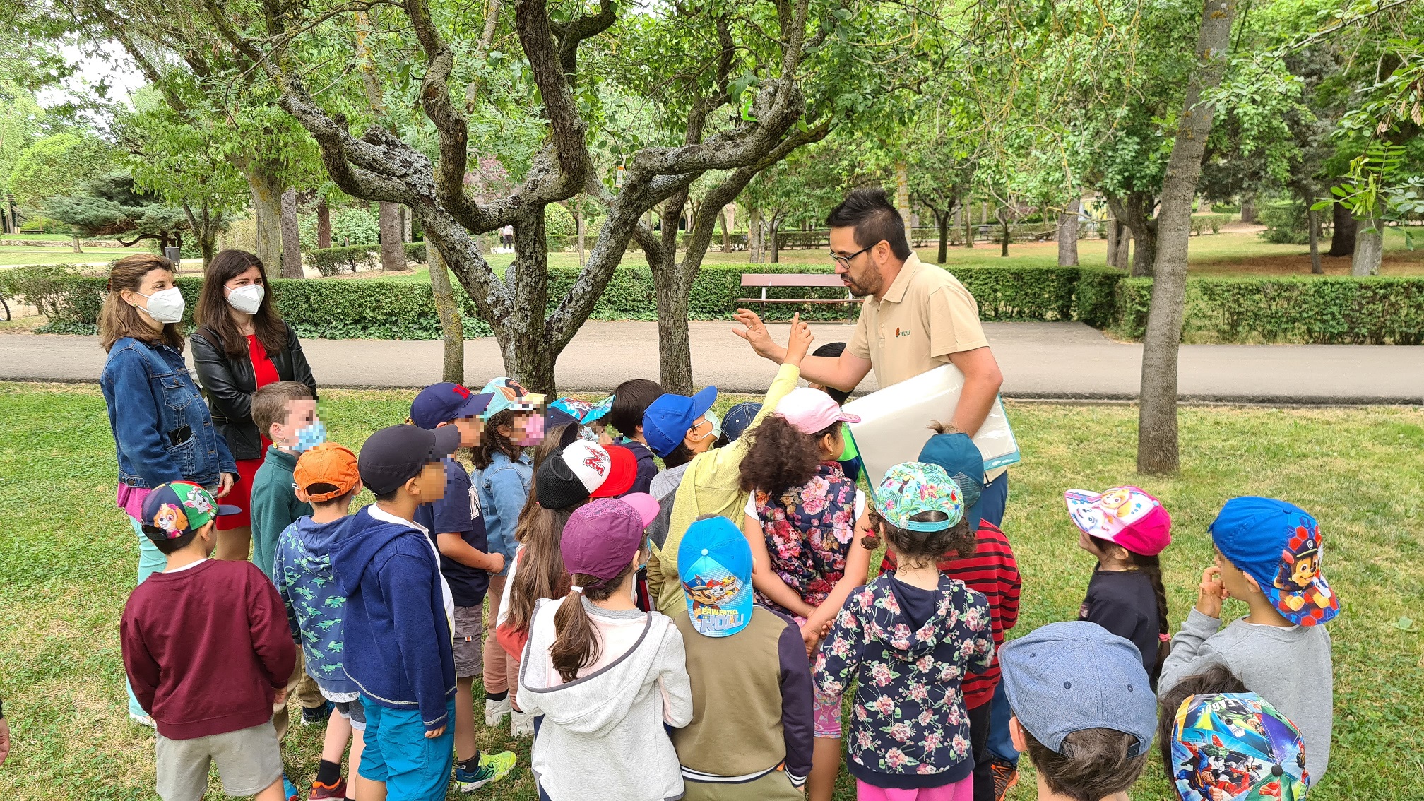 Los escolares participan en los talleres ambientales de la segunda Semana Savia