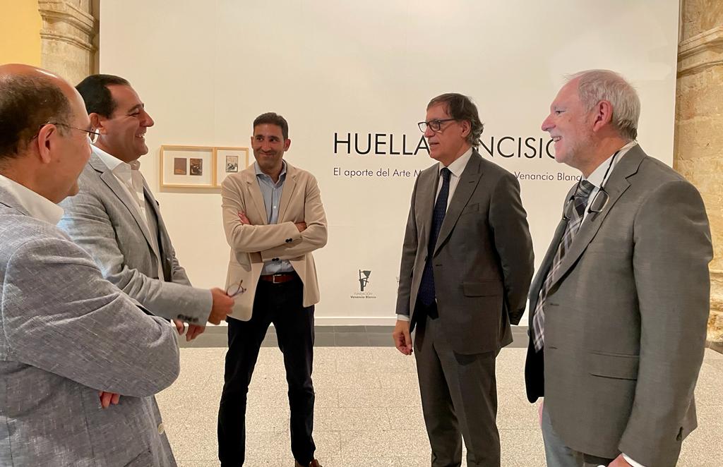 Abierta la muestra  Huella e incision. el aporte del arte multiple en la obra de venancio blanco