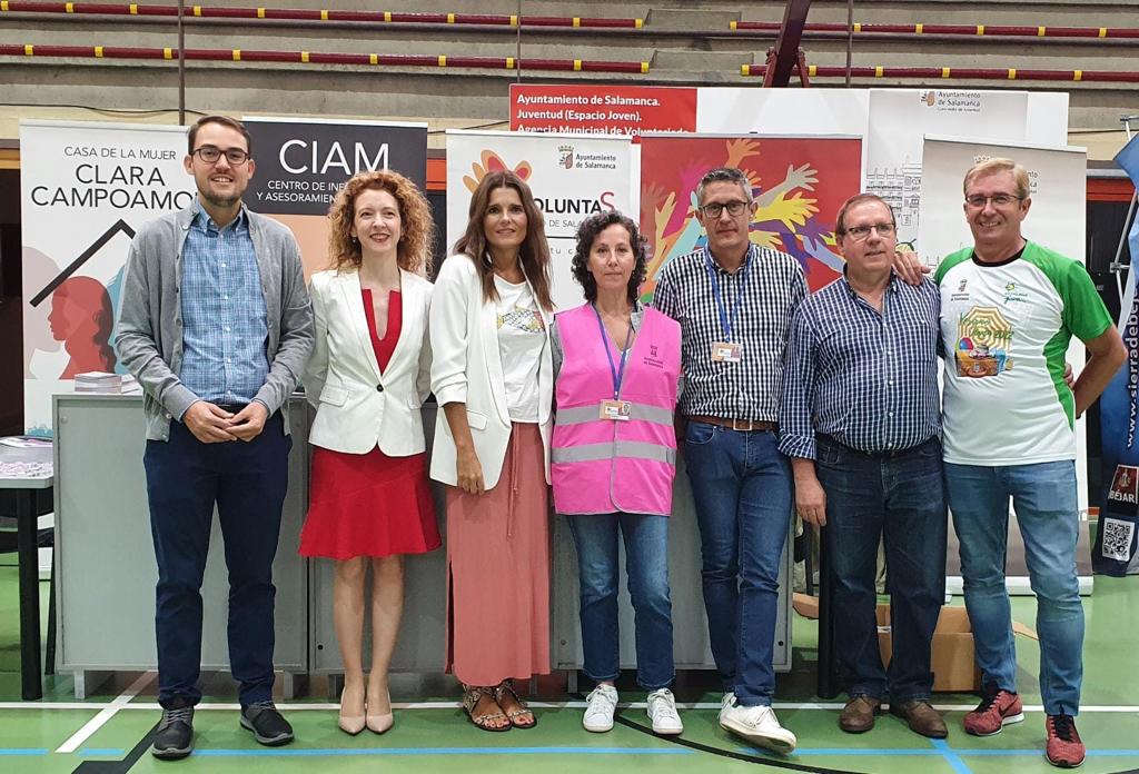 El Ayuntamiento acude a la Feria de Bienvenida de la USAL