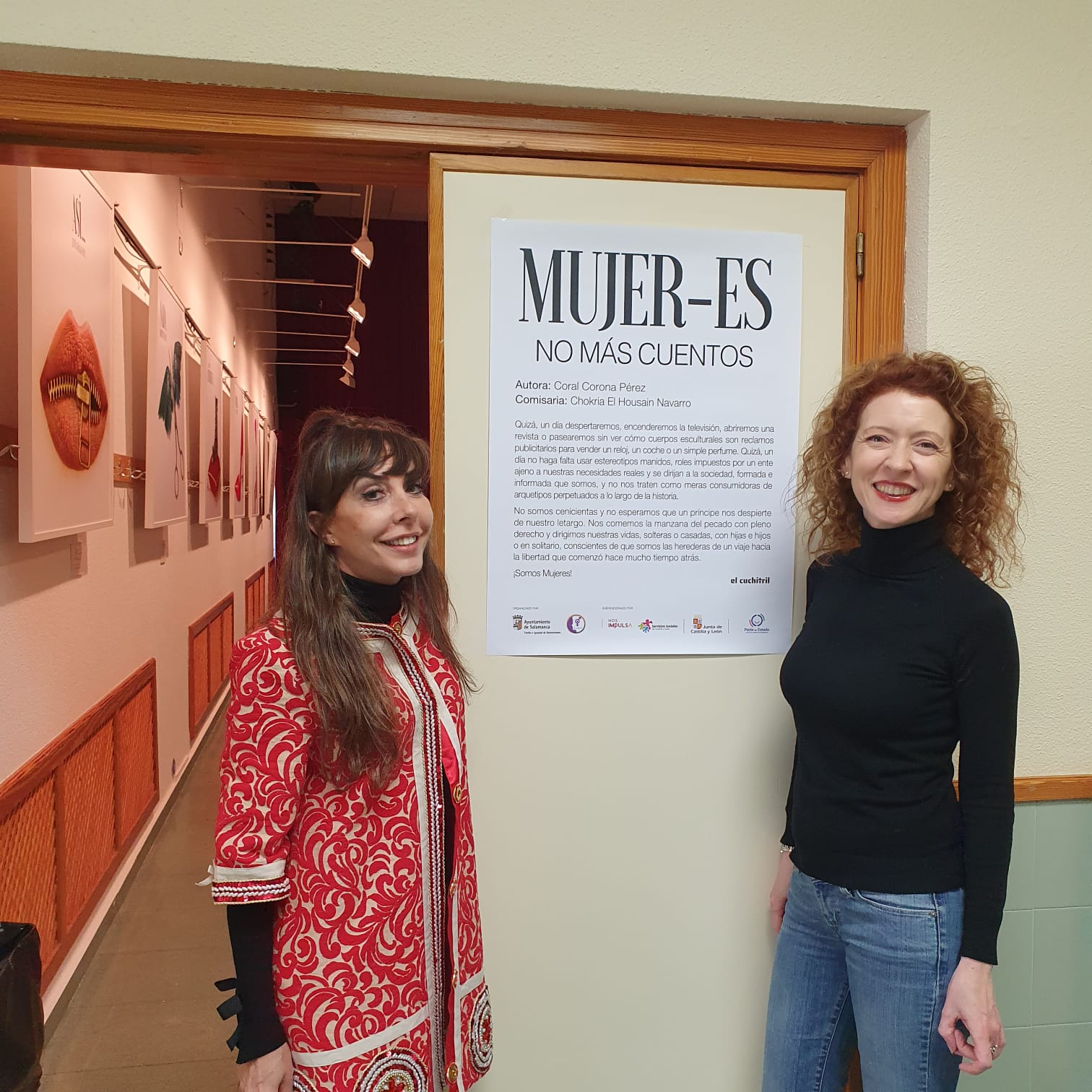 Ana Suarez en la inauguracion de la exposicion  Mujer-ES  no mas cuentos