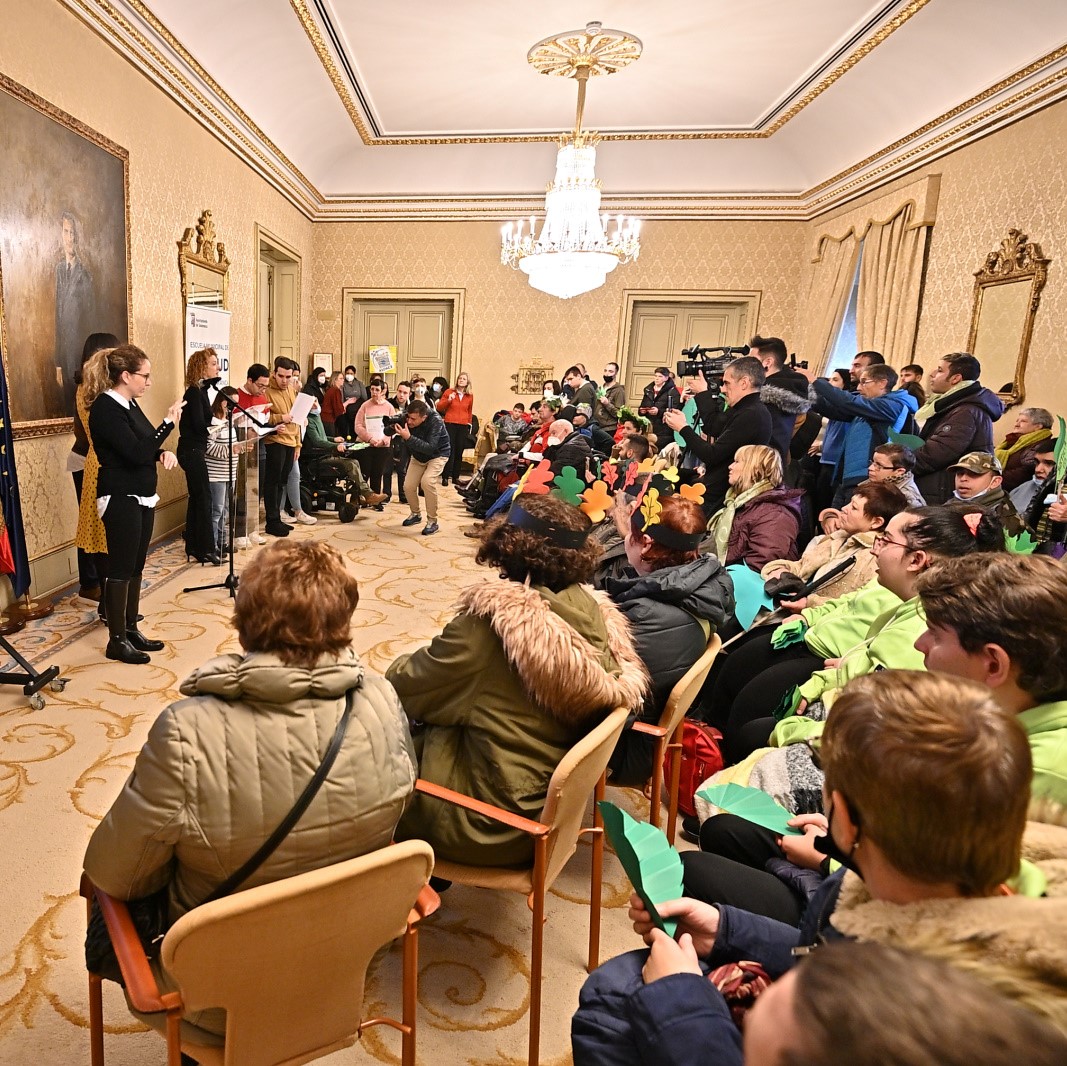 Acto de celebracion del Dia de la Discapacidad en el Salon de Recepciones del Ayuntamiento