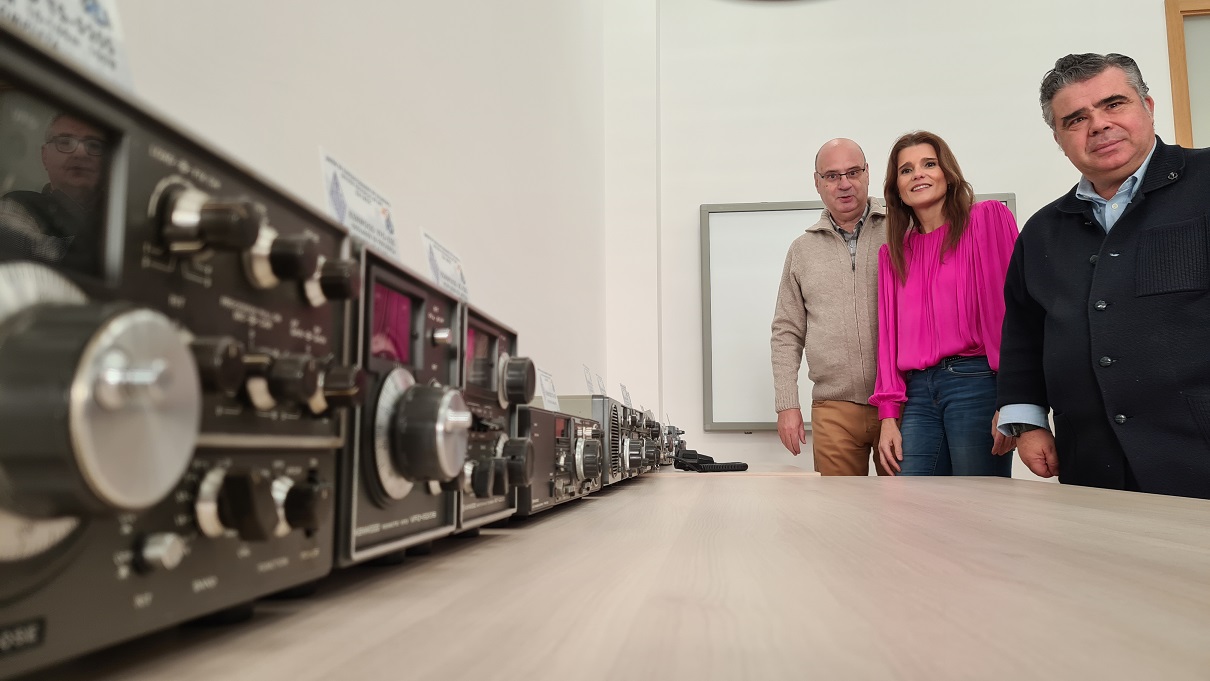 Jesus Salvador Hernandez  Almudena Parres e Ignacio Abarca