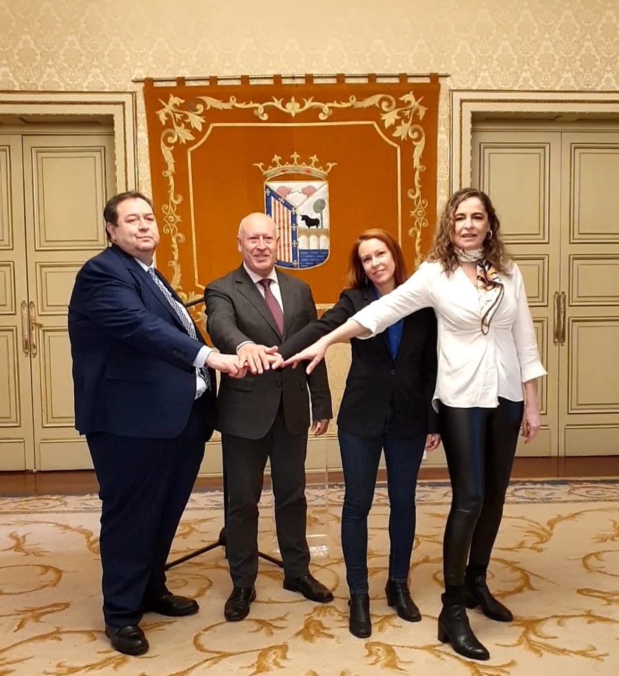 Benjamin Crespo  Juan Jose Sanchez  Soledad Gomez y Azucena Hernandez