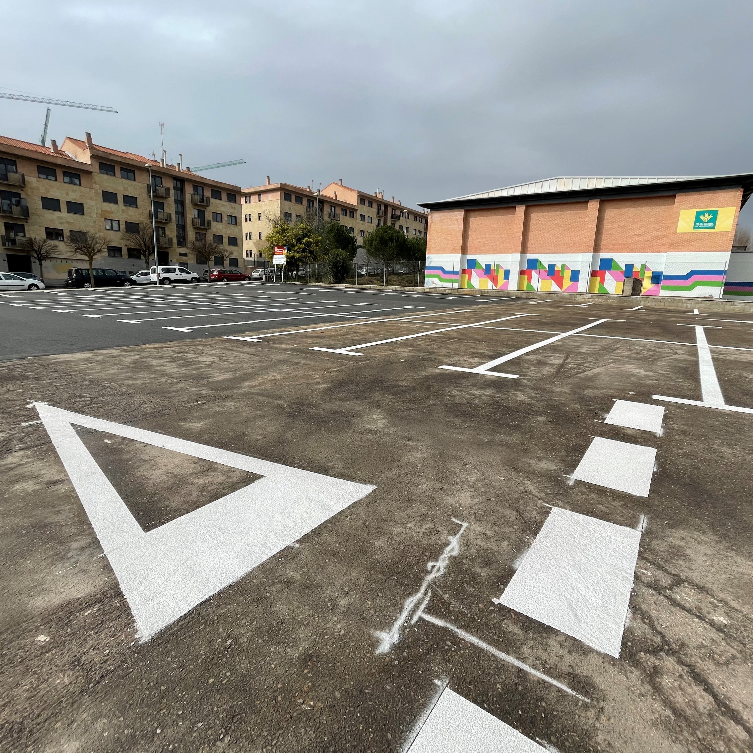 Nuevo aparcamiento gratuito en superficie en la calle Henry Collet