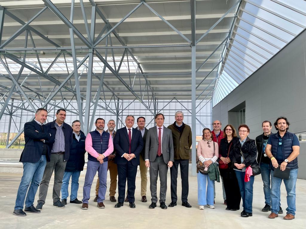 Visita a las obras de la nueva Ciudad Deportiva Lazarillo  en el barrio de Tejares